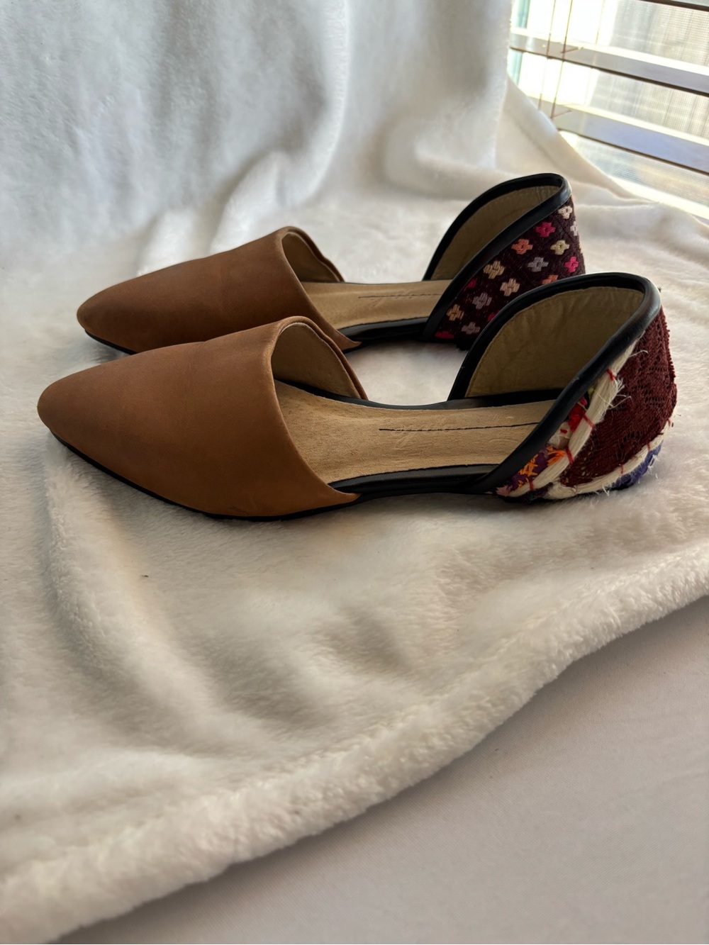 Free People Rajah D’Orsay Embroidered Flats Size 36/6